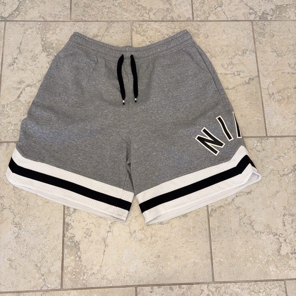 Nike Men's Air Fleece Mens Shorts AR1829-063 Size 2XLT Xxlt Tall Baggy Wide Gray